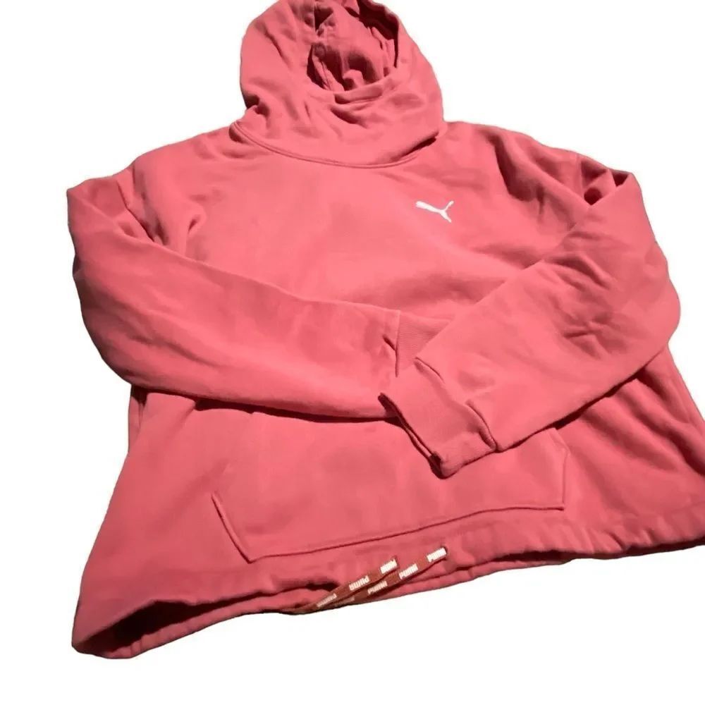 Puma short hooded sweatshirt see pics great condition size large